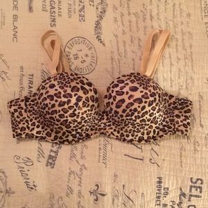 Cacique Intimates & Sleepwear - Cacique Adjustable Bra w/ Removable Straps - 44B Cacique Intimates & Sleepwear - Cacique Adjustable Bra w/ Removable Straps - 44B